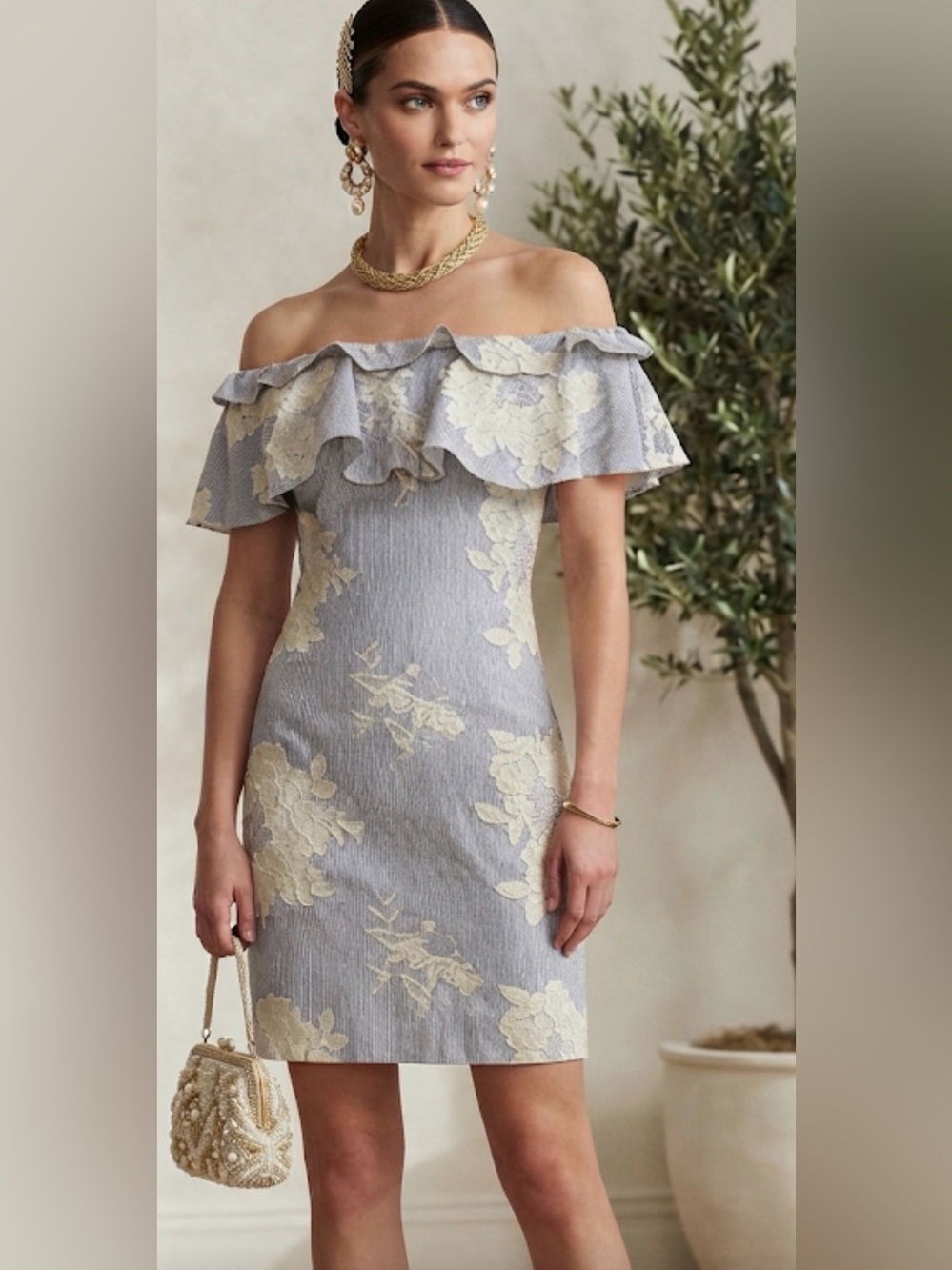 Romantic Elegance: Floral Print Off-the-Shoulder Dress size 8